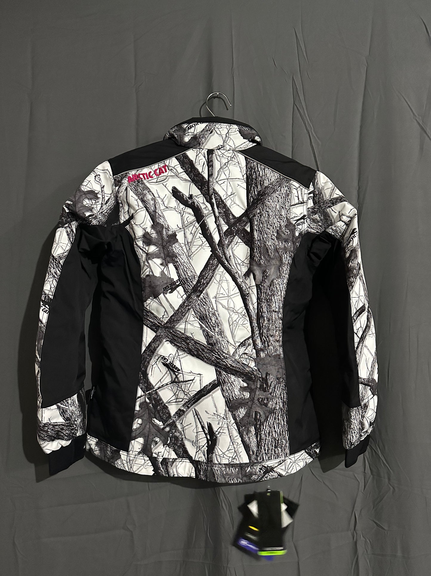 Women’s Arctic Cat Pink Camo Jacket